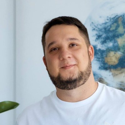 Александр Комбаров