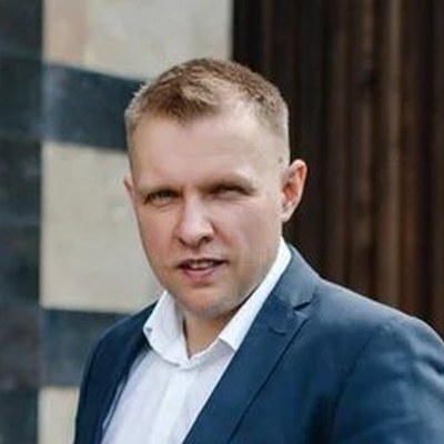 Михаил Алистер